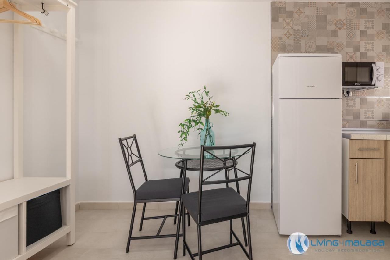 Living4Malaga Pedregalejo Beach المظهر الخارجي الصورة